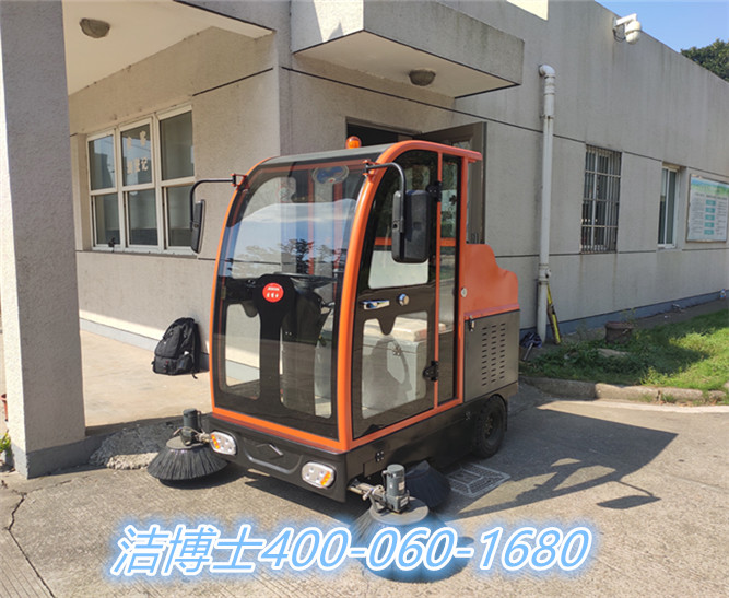 潔博士電動掃地車客戶案例——寧波北侖巖東水務(wù)有限公司